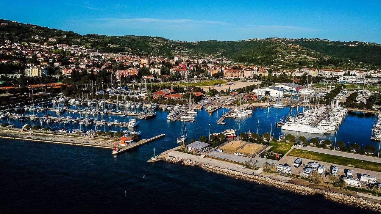 Hotel Floating House Bravia Portoroz Exterior foto
